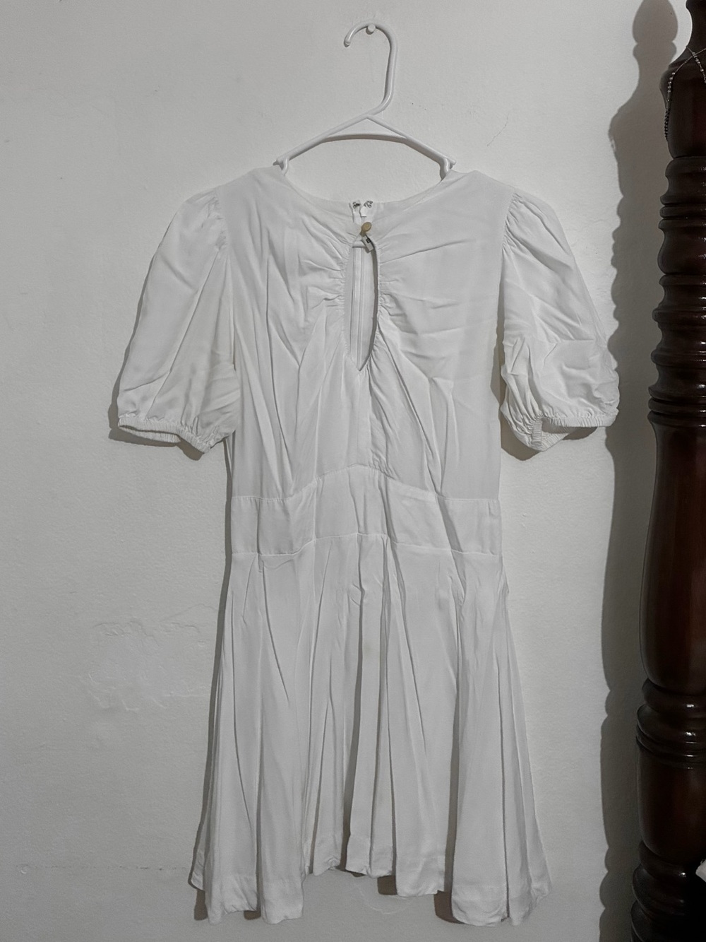 White Puff-Sleeve Mini Dress with Keyhole Back
